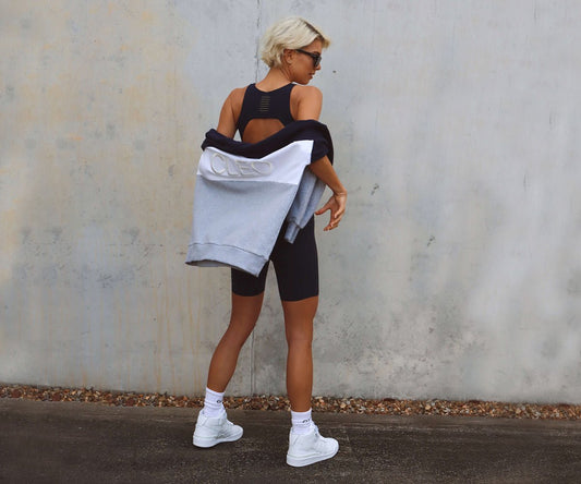 STREET STYLE VIBE - Cleo Harper