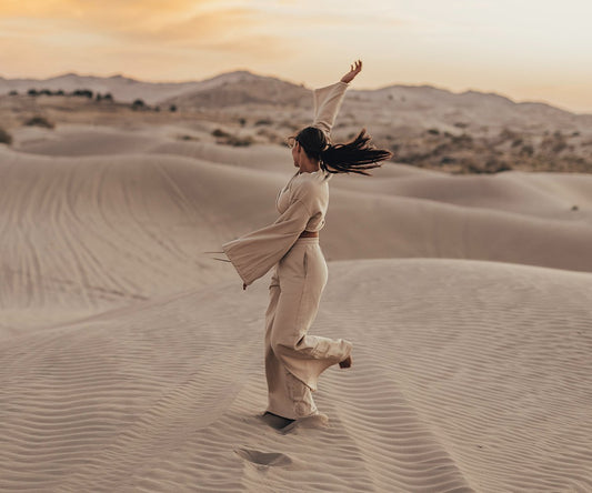 Seasonless vibes - Cleo Harper