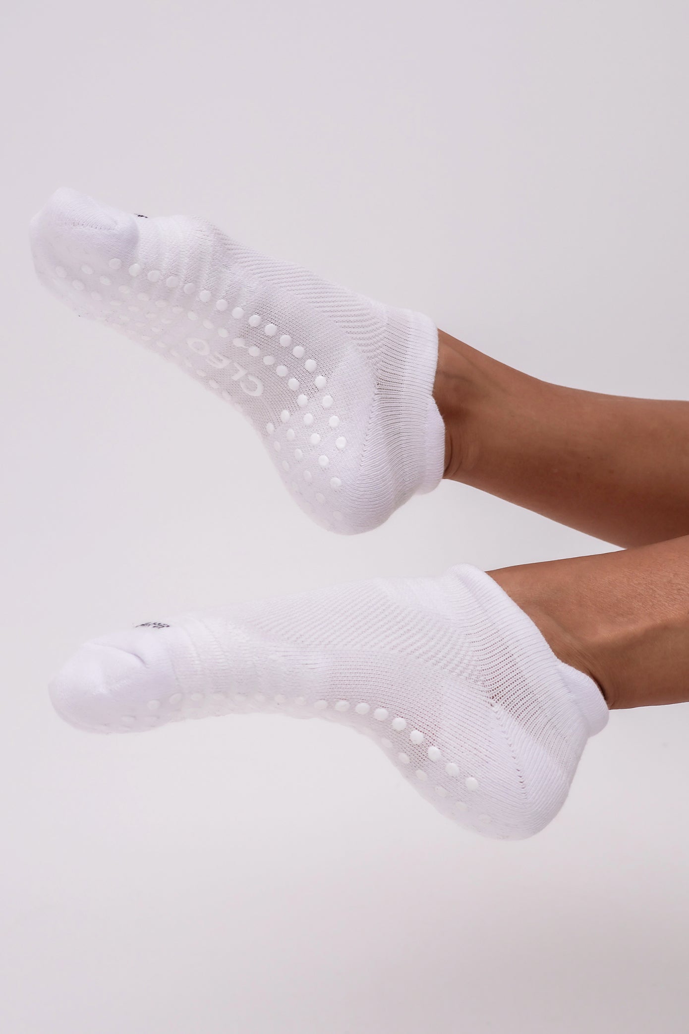 Grip Socks 2 Pack - Ankle - Black / White