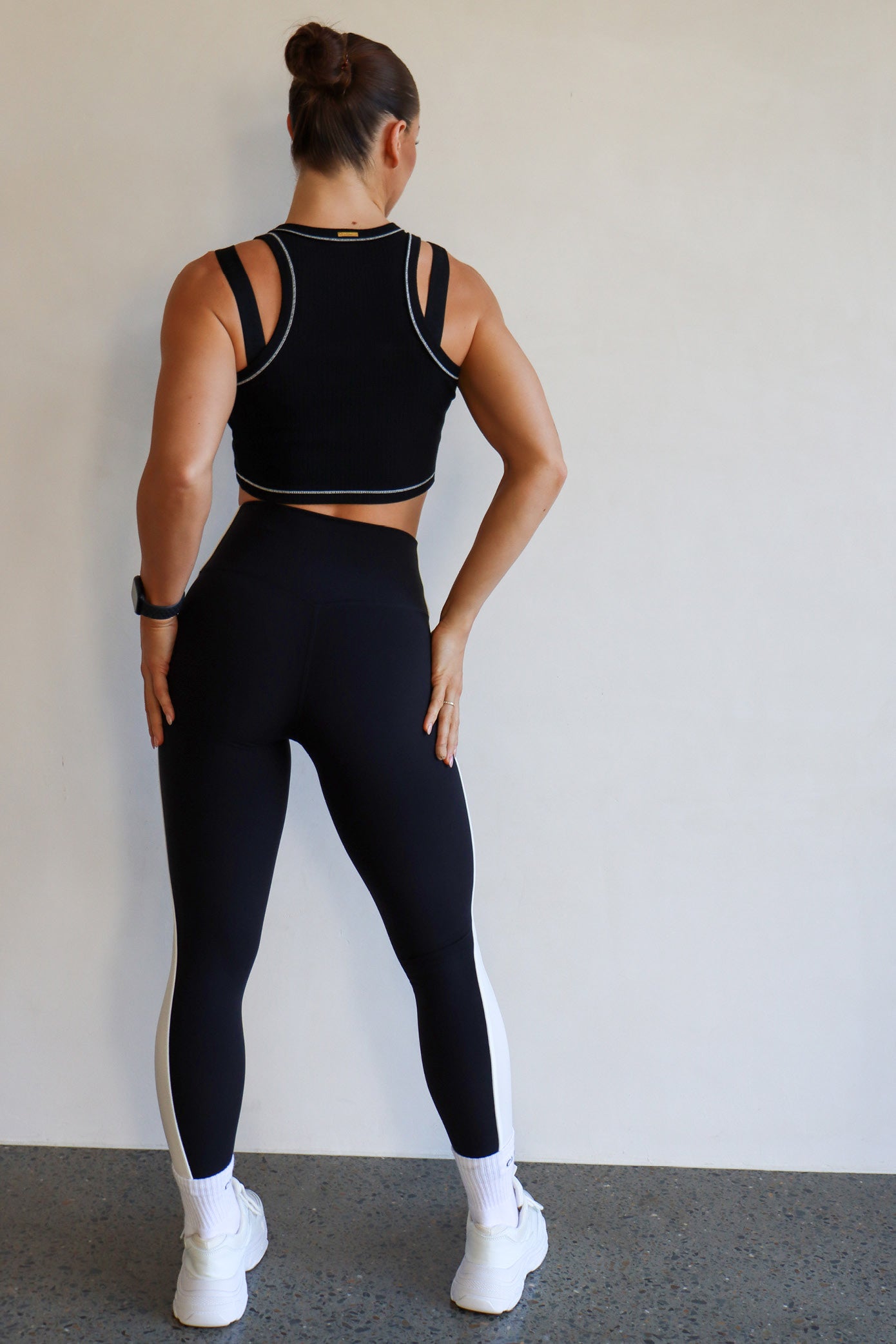 Embody Legging - Black Salt