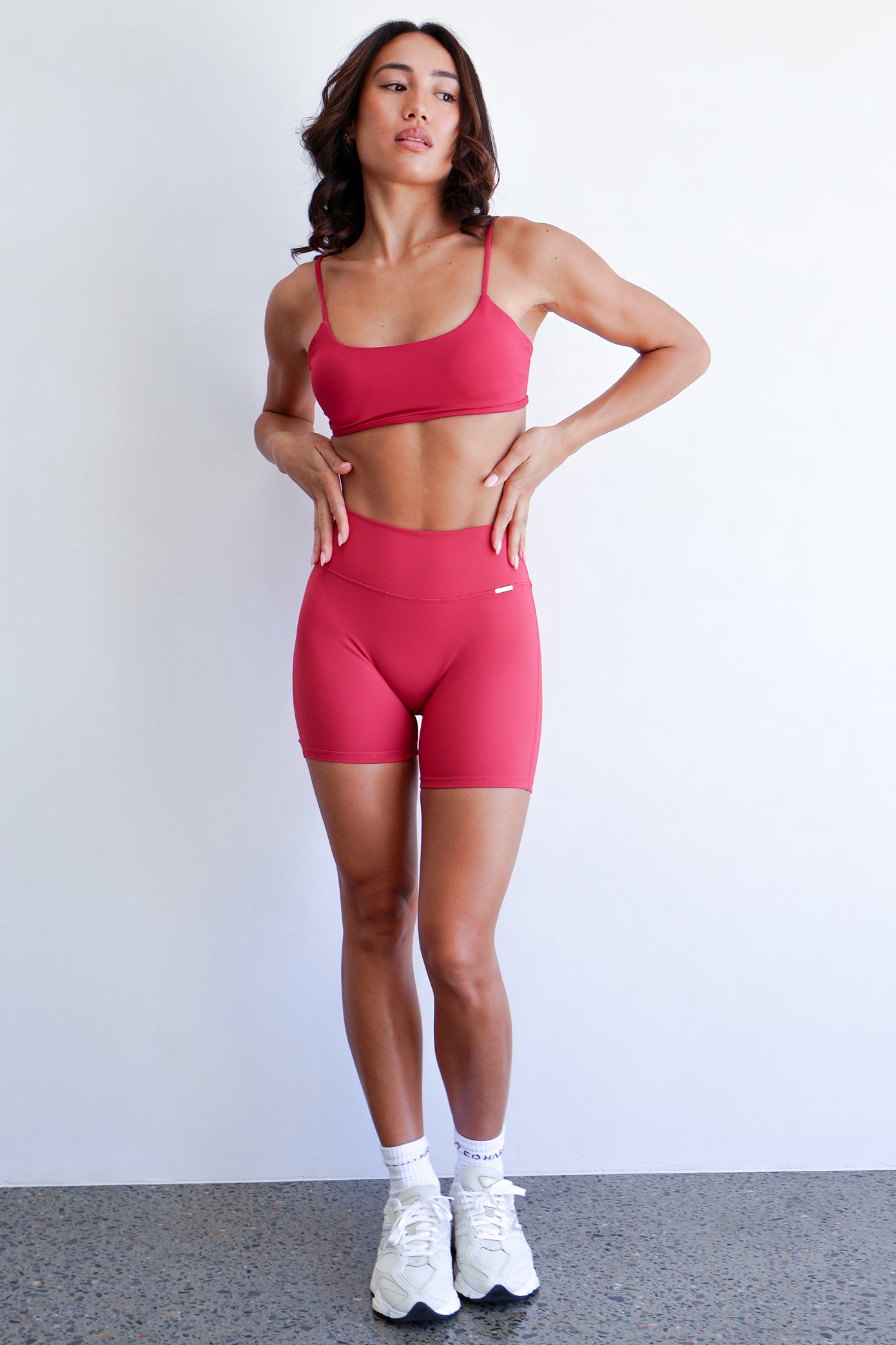 Victory Short - Cherry