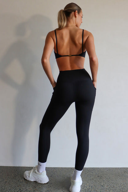 Kelsey Bralet - Black