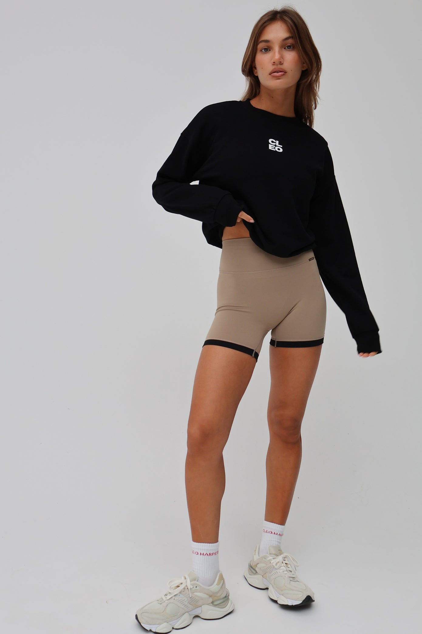 Tone Short - Taupe Black