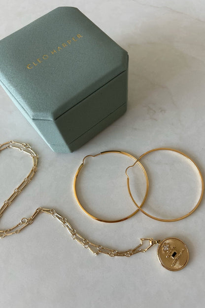 Que Pendant & Necklace - Gold - Cleo Harper