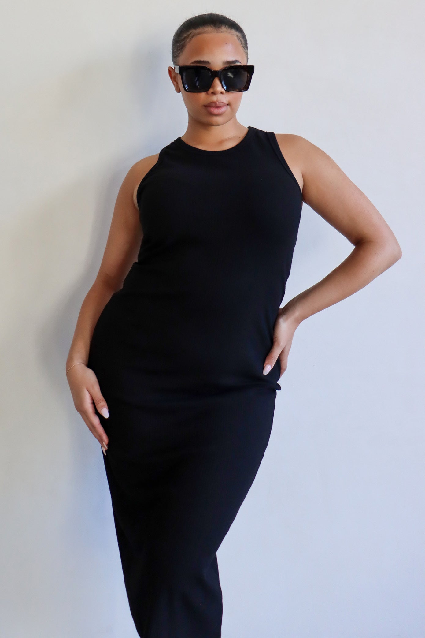 Trezalia Dress - Black